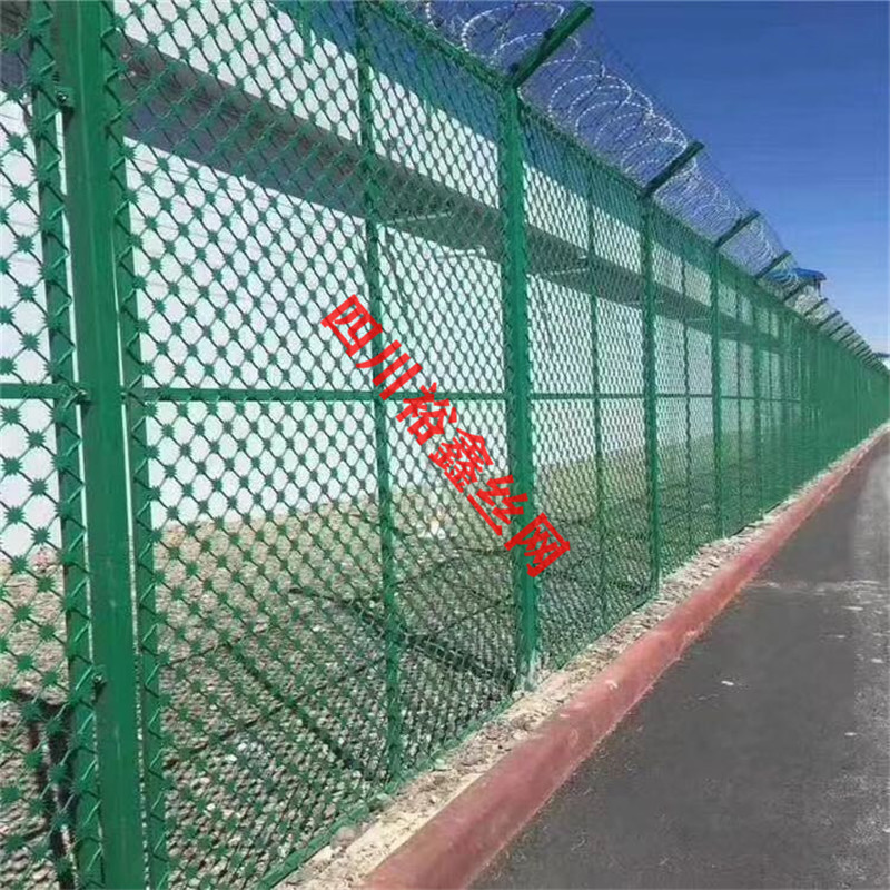 球場(chǎng)圍欄