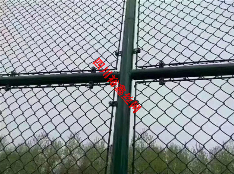 球場(chǎng)圍欄